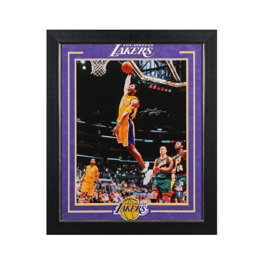 Los Angeles Lakers Signed Memorabilia