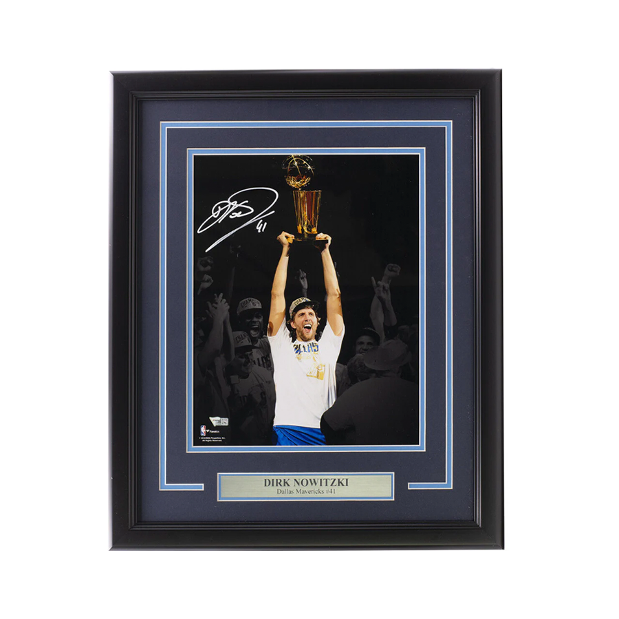 Dallas Mavericks Signed Memorabilia