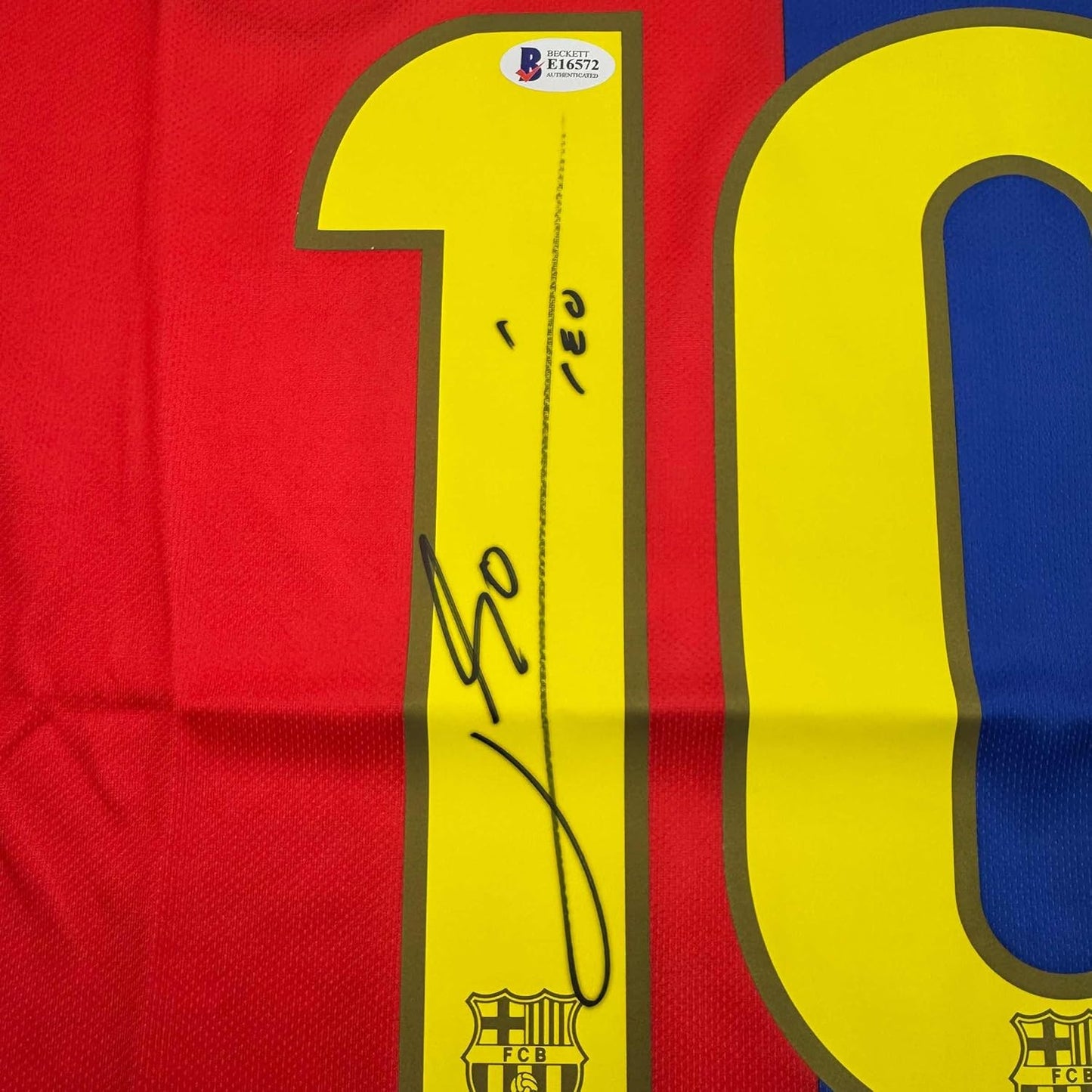 Framed Autographed/Signed Lionel Leo Messi 35x39 FC Barcelona Soccer Jersey Beckett BAS COA