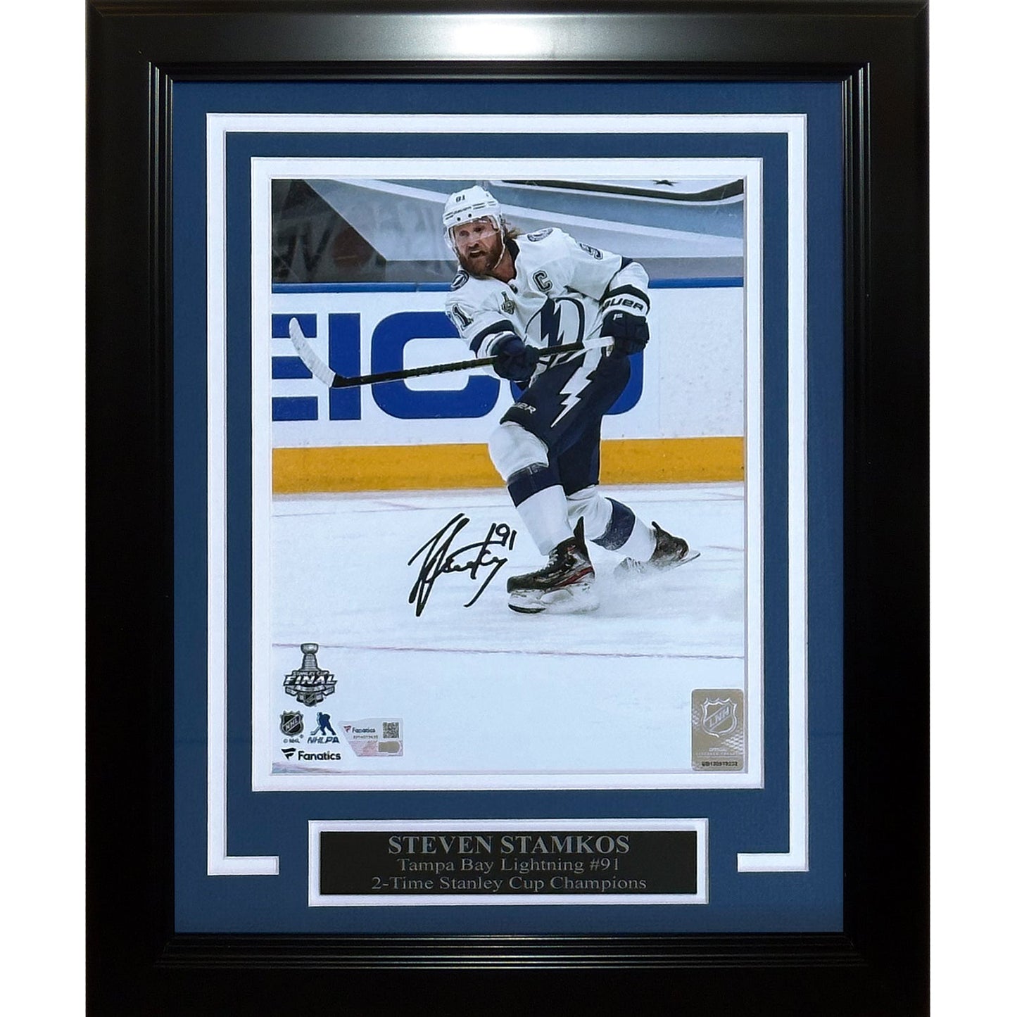 Steven Stamkos Autographed Tampa Bay Lightning (Action) Deluxe Framed 8x10 Photo - JSA