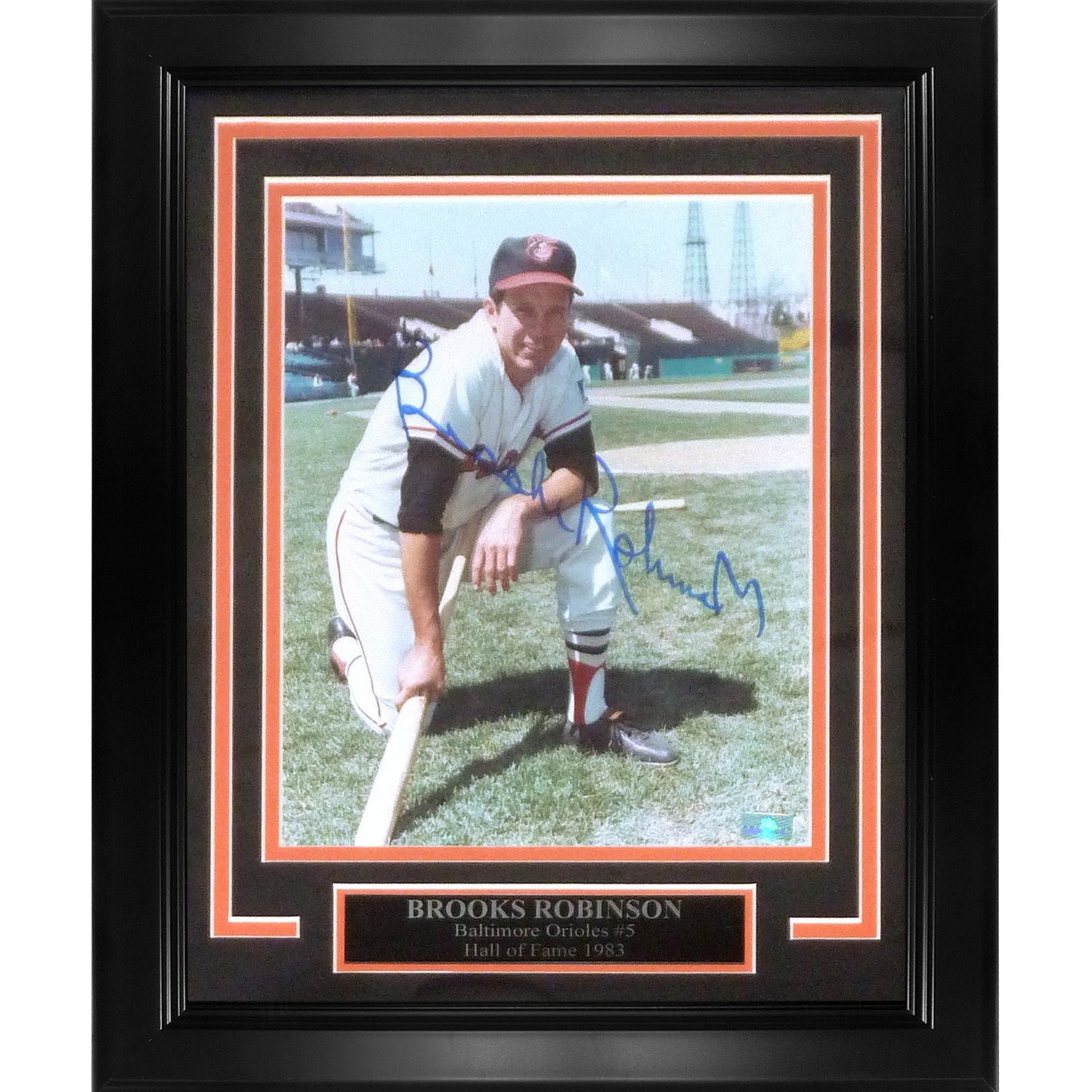 Brooks Robinson Autographed Baltimore Orioles Deluxe Framed 8x10 Photo