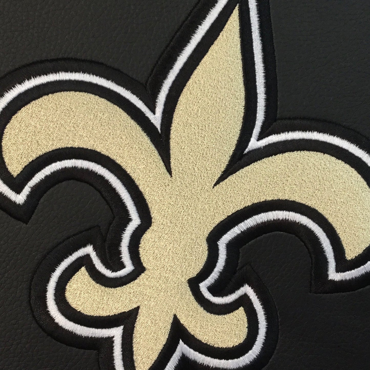 Xpression Pro Gaming Chair with New Orleans Saints Primary Logo