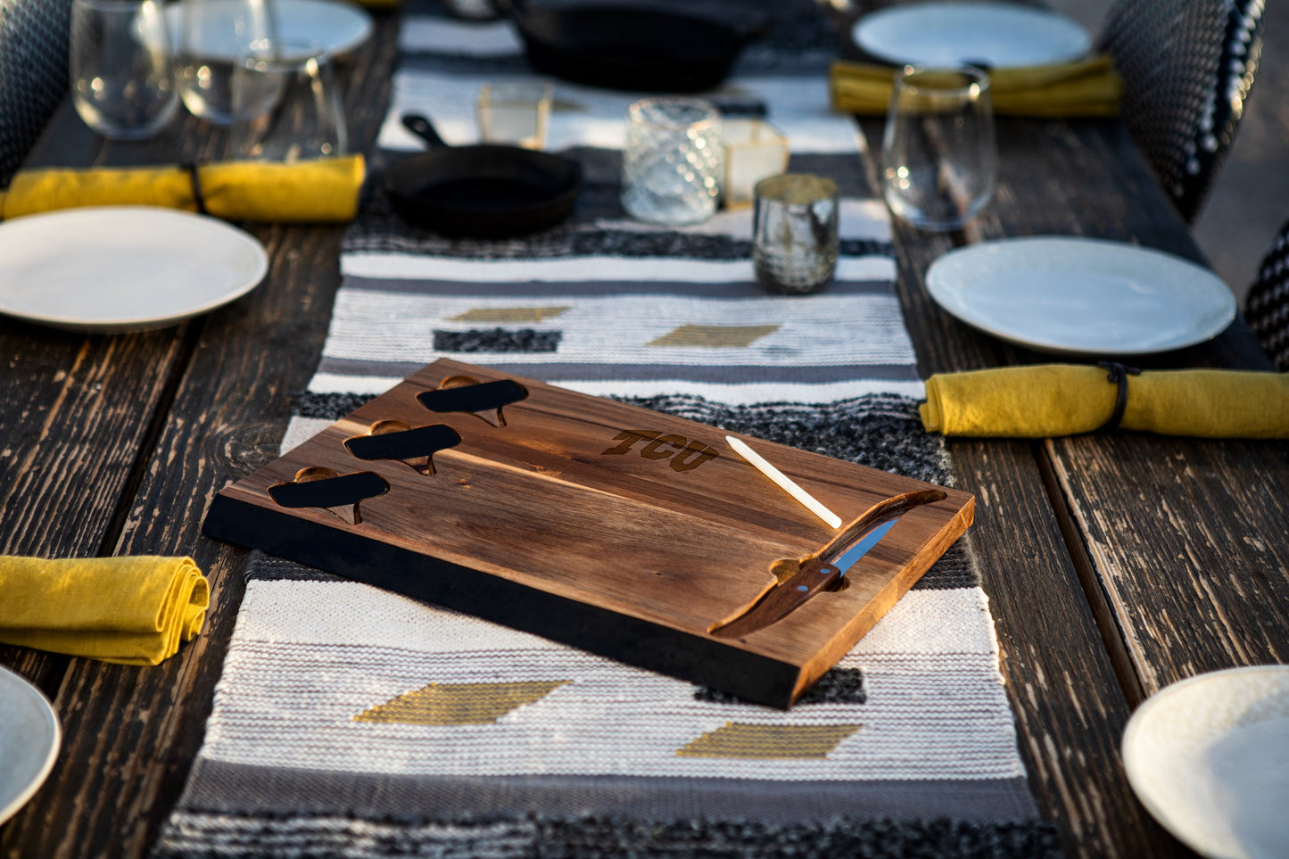 TCU Horned Frogs - Delio Acacia Cheese Cutting Board & Tools Set