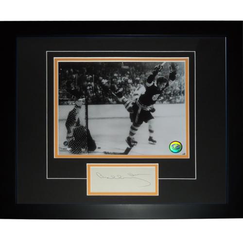 Bobby Orr Autographed Boston Bruins (Flying Goal) Photo "Signature Series" Frame - JSA