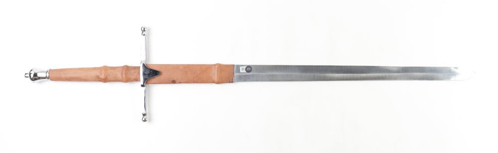 Mel Gibson Signed "Braveheart" Full-Size Prop Replica Sword (Beckett & Celebrity Authentics)