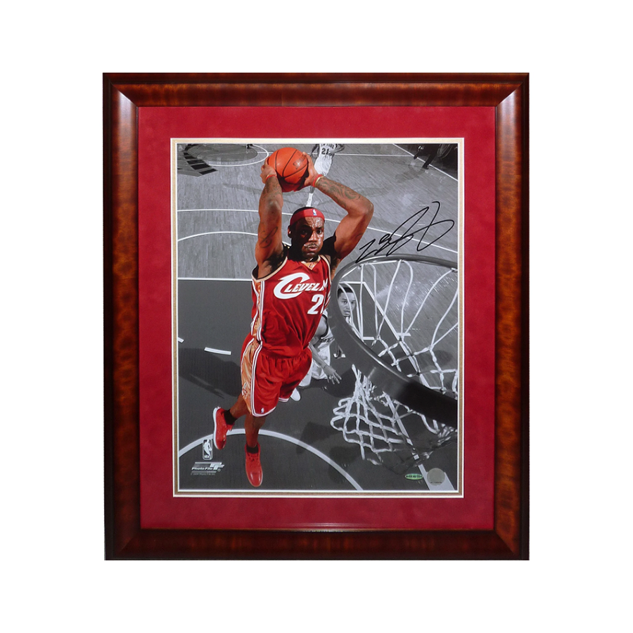 Cleveland Cavaliers Signed Memorabilia