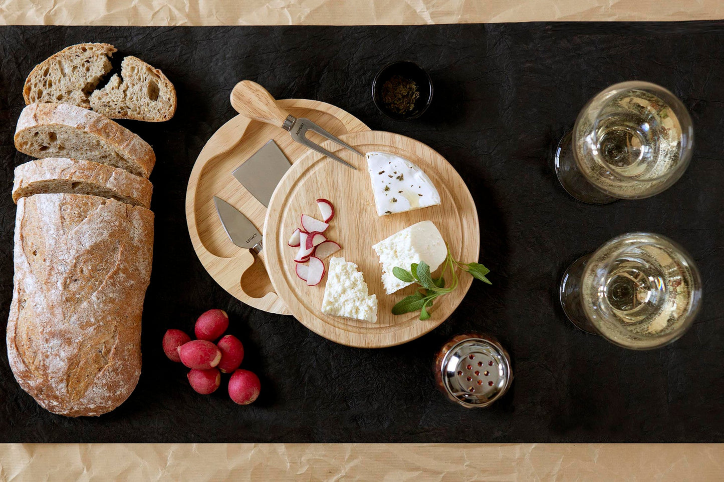 TCU Horned Frogs - Brie Cheese Cutting Board & Tools Set
