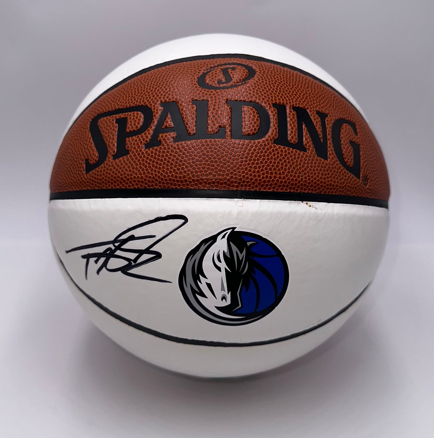 Tim Hardaway Jr Autographed Dallas Mavericks Basketball