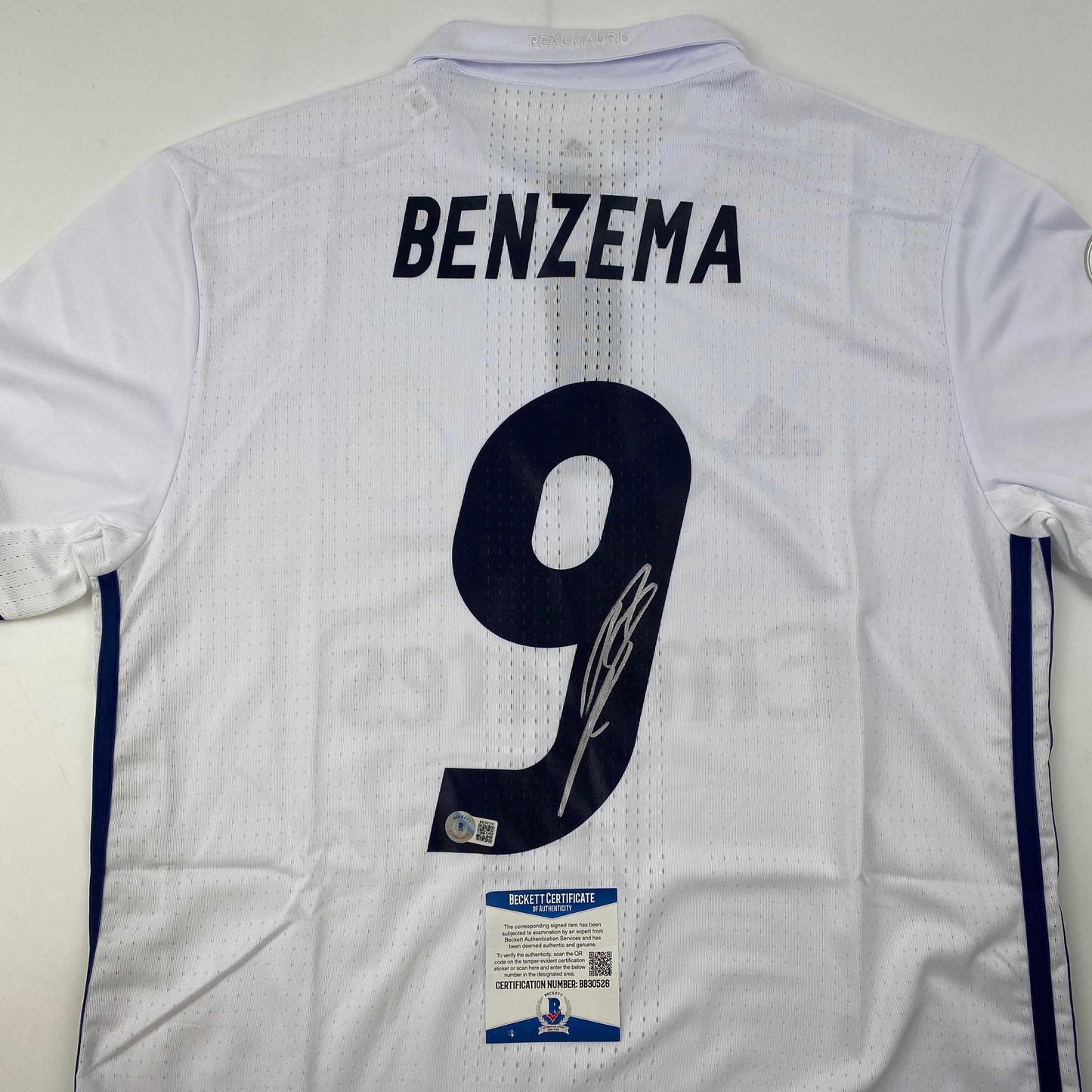 Autographed/Signed Karim Benzema Real Madrid 2016-17 White Soccer Jersey Beckett BAS COA