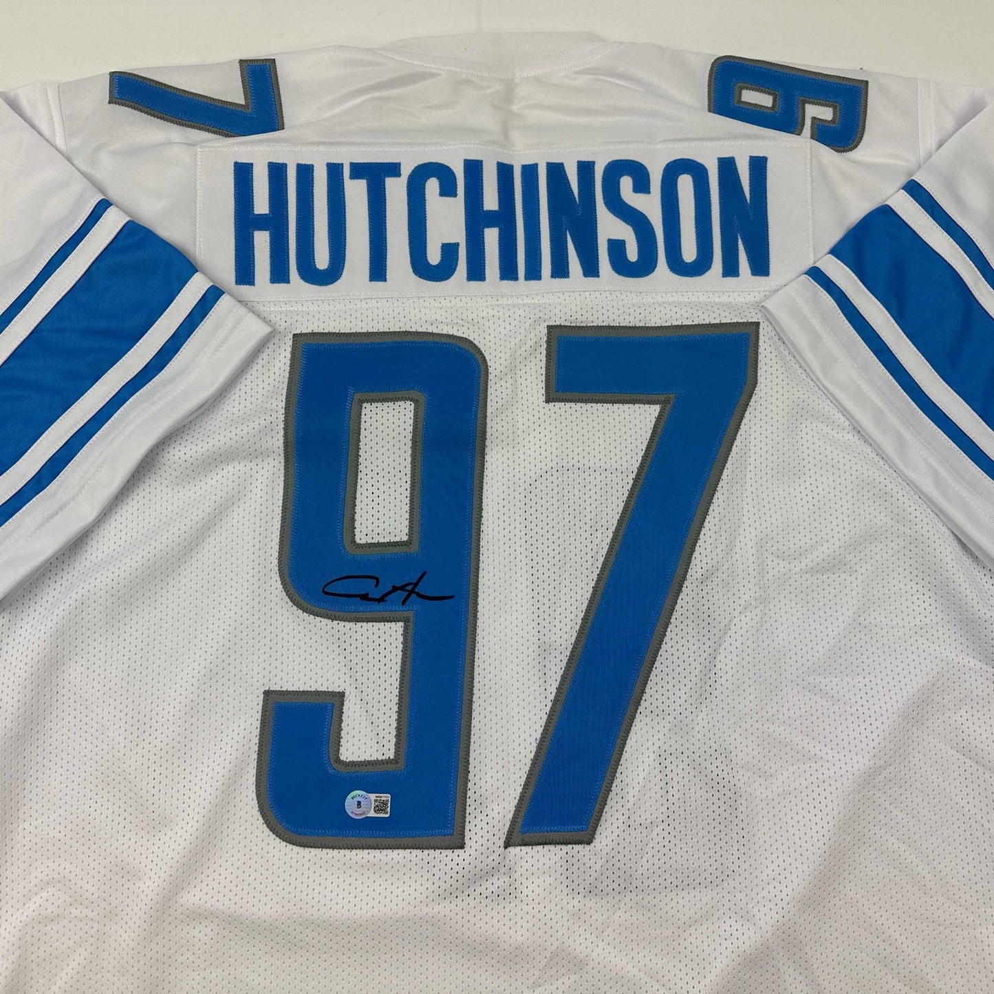 Autographed/Signed Aidan Hutchinson Detroit White Football Jersey Beckett BAS COA