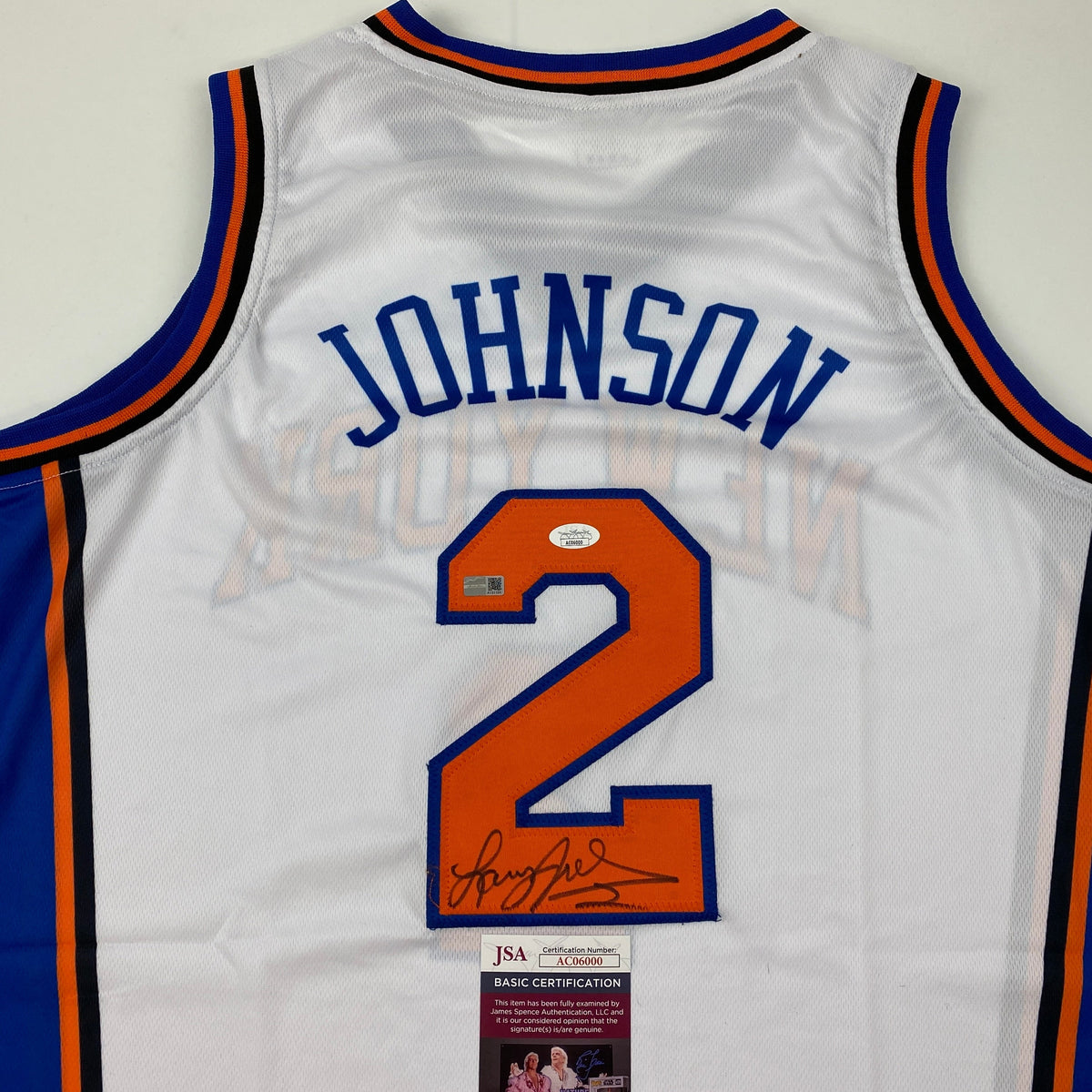 Autographed/Signed Larry Johnson New York White Basketball Jersey JSA COA