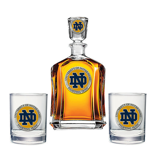University of Notre Dame Capitol Decanter with 2 Glasses