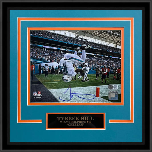 Tyreek Hill Autographed Miami Dolphins (Back Flip in Color) Deluxe 8x10 Photo - Beckett