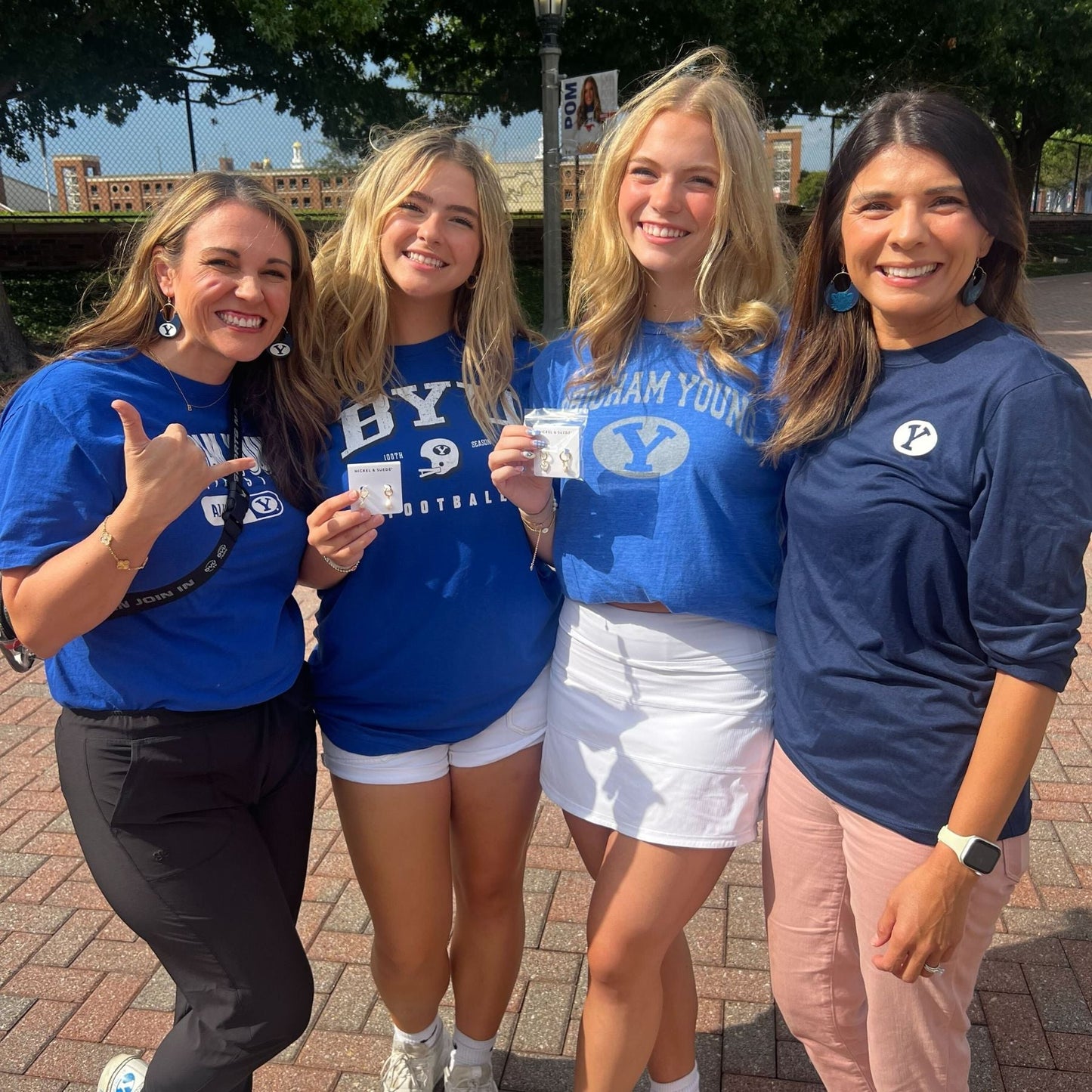Brigham Young University Metallic Cosmo Cougar Ninas