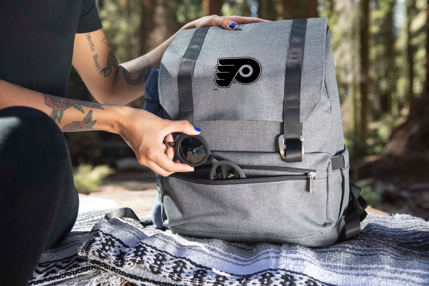 Philadelphia Flyers - On The Go Traverse Backpack Cooler