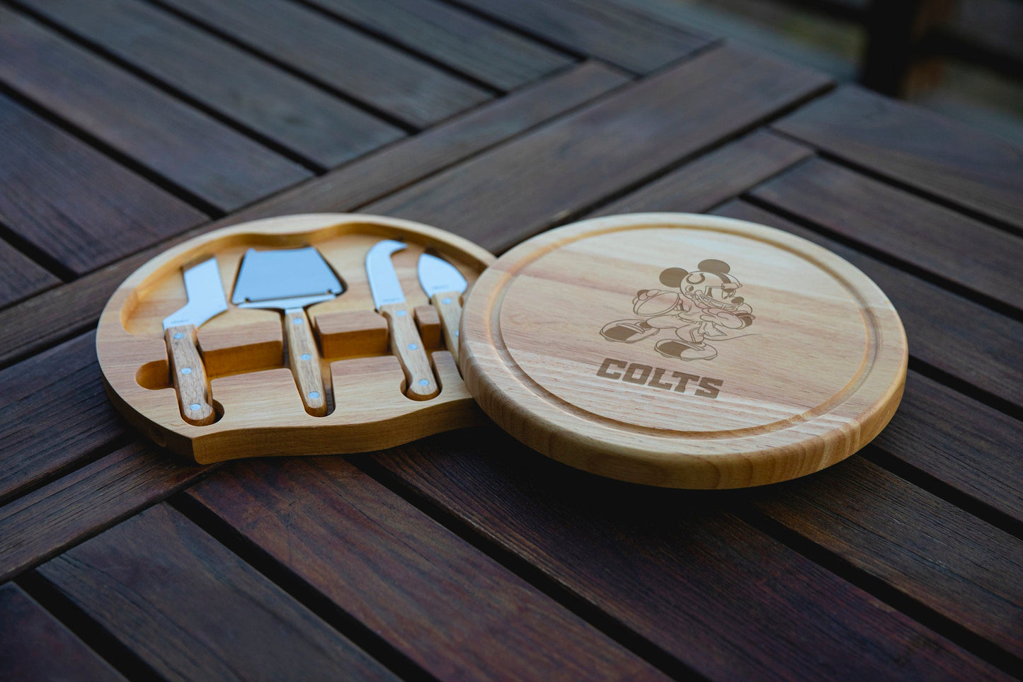 Indianapolis Colts Mickey Mouse - Circo Cheese Cutting Board & Tools Set