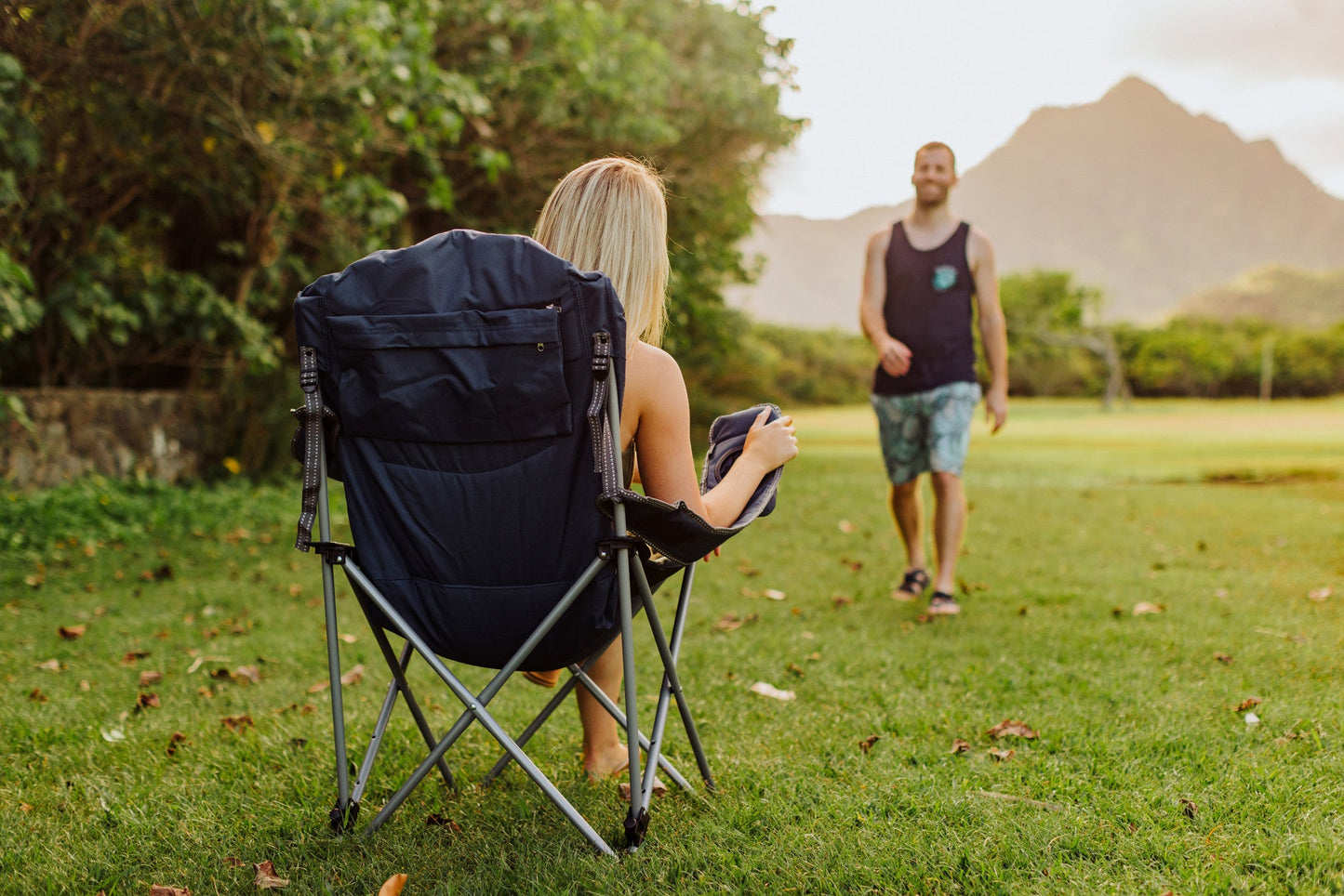 Toronto Blue Jays - Reclining Camp Chair