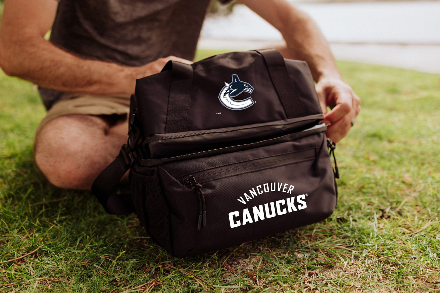 Vancouver Canucks - Tarana Recycled Lunch Bag Cooler with Utensils