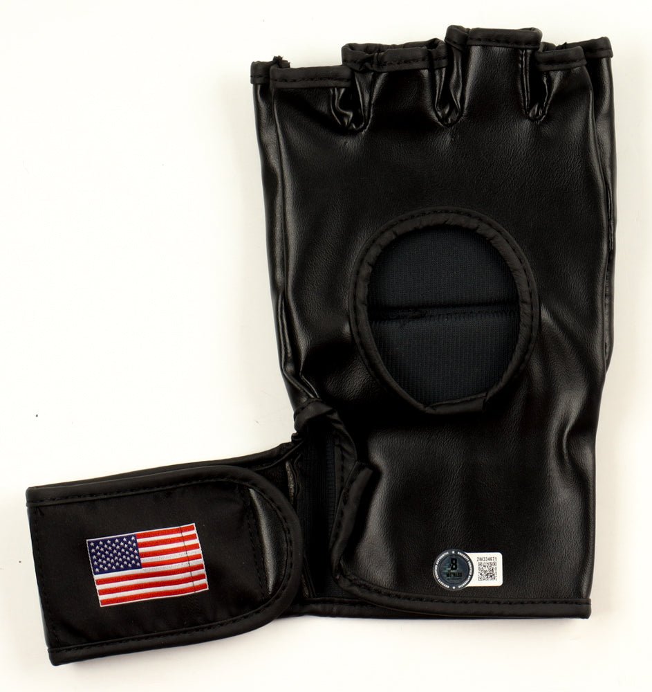 Demetrious "Mighty Mouse" Johnson Signed MMA Custom USA Glove (Beckett)