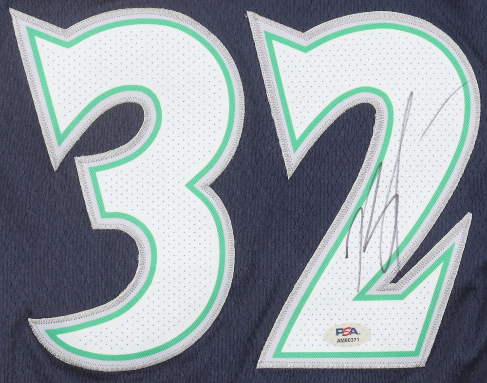 Karl-Anthony Towns Signed Jersey (PSA) Minnesota Timberwolves
