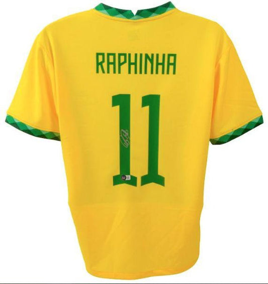 Raphinha Signed Brazil National Team Jersey (Beckett)