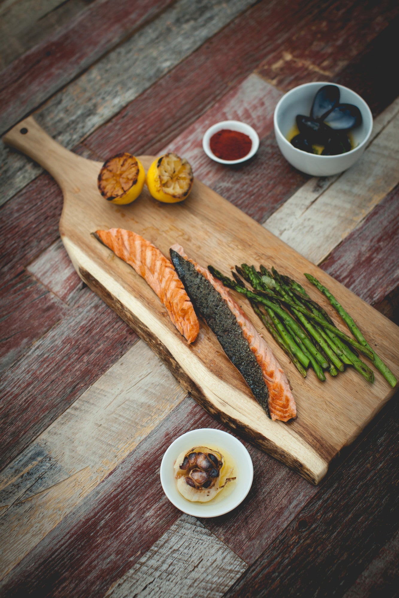 Minnesota Wild - Artisan 24" Acacia Charcuterie Board