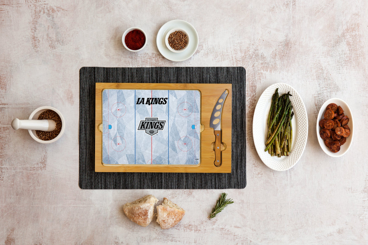 Los Angeles Kings Hockey Rink - Icon Glass Top Cutting Board & Knife Set
